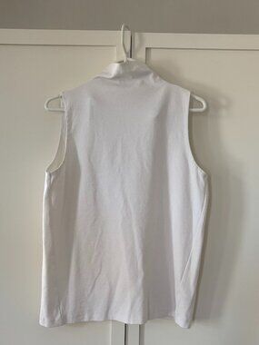 Club Monaco off-white mock nek sleveless top (Size L)